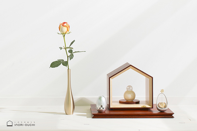 仏壇イメージを一新、未来を切り開く祈りのデザイン 「INORI-OUCHI」（いのりのおうち）が2012年度グッドデザイン賞を受賞